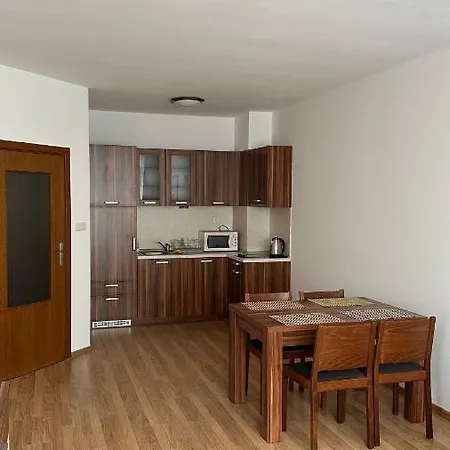 в затворен комплекс рила парк-конярски в курорта Apartmán Borovec