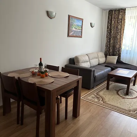 в затворен комплекс рила парк-конярски в курорта *
