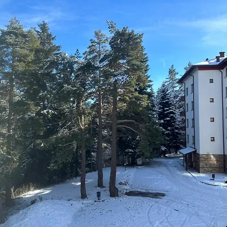 в затворен комплекс рила парк-конярски в курорта Apartmán *